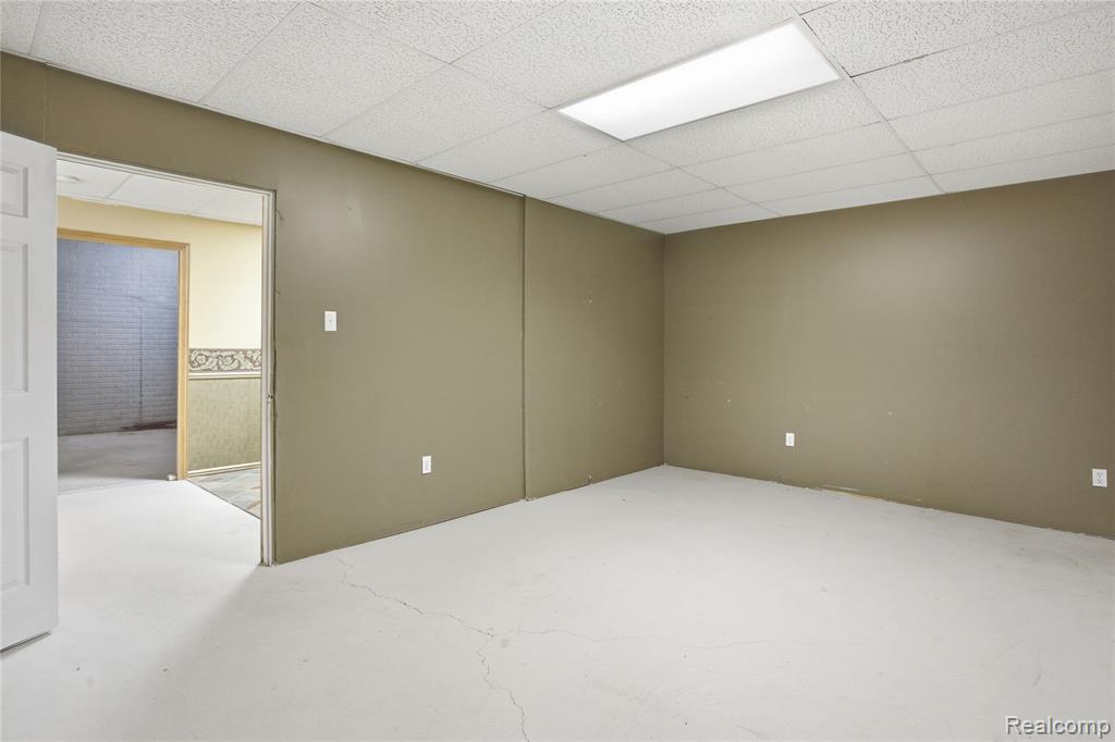 504 Overland Court, Oxford, MI 48371 — Photo 40