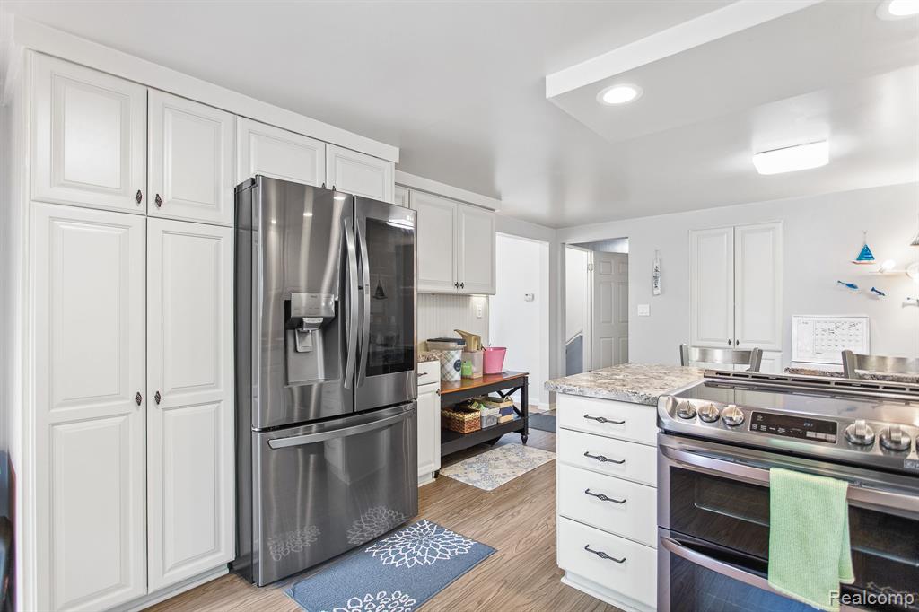 199 Grand Avenue, Grand Haven, MI 49417 — Photo 38