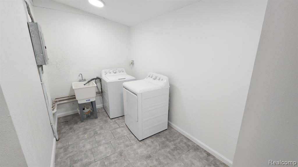 8529 W VERNOR, Detroit, MI 48209 — Photo 13