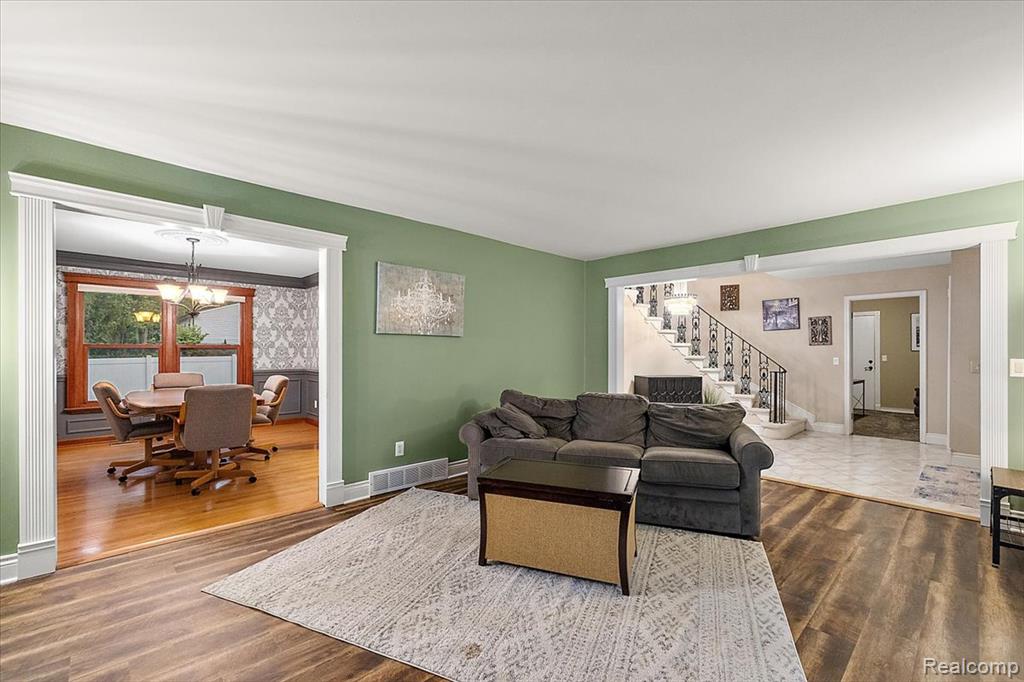 8785 Annsbury Drive, Shelby Twp, MI 48316 — Photo 11