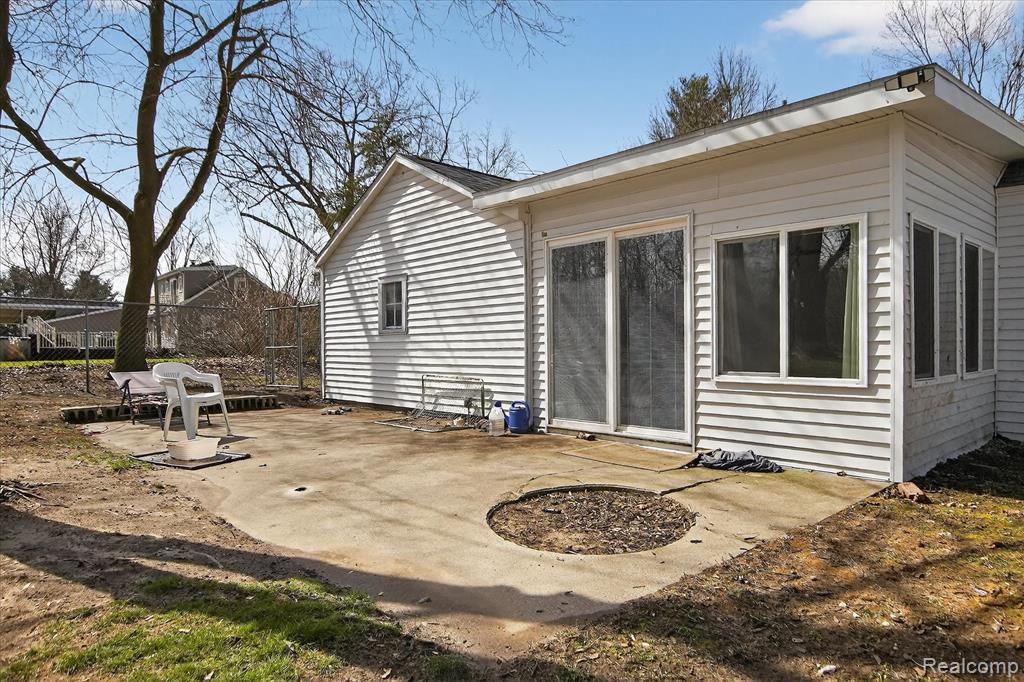 161 Bailey Drive, Adrian, MI 49221 — Photo 39
