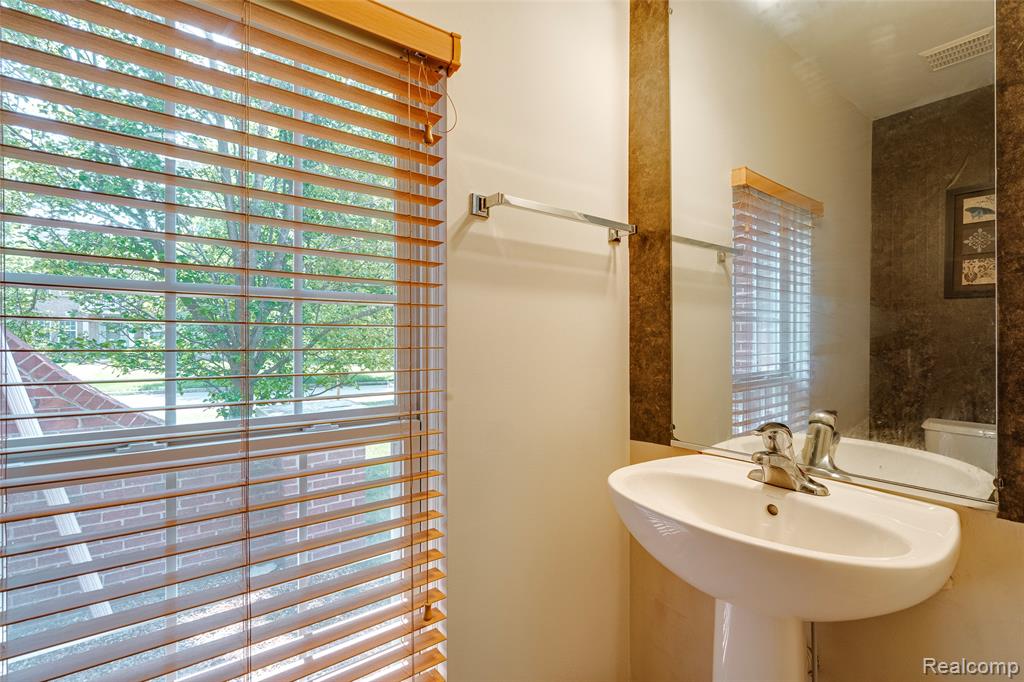 50042 Black Horse Lane, Canton, MI 48188 — Photo 41