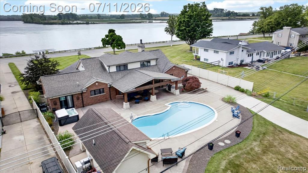 23750 E River Road, Grosse Ile, MI 48138 — Photo 43