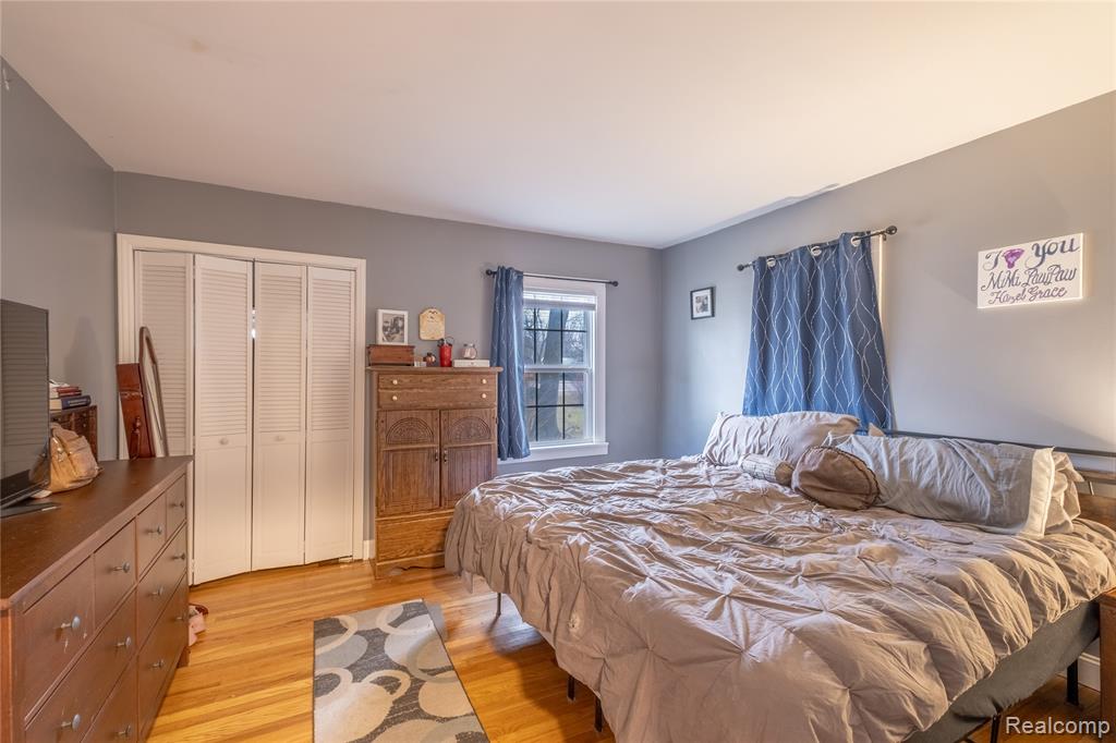 5526 Corunna Road, Flint, MI 48532 — Photo 16