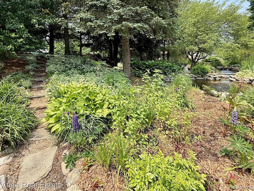 9010 GALE Road, Goodrich Vlg, MI — Photo 18