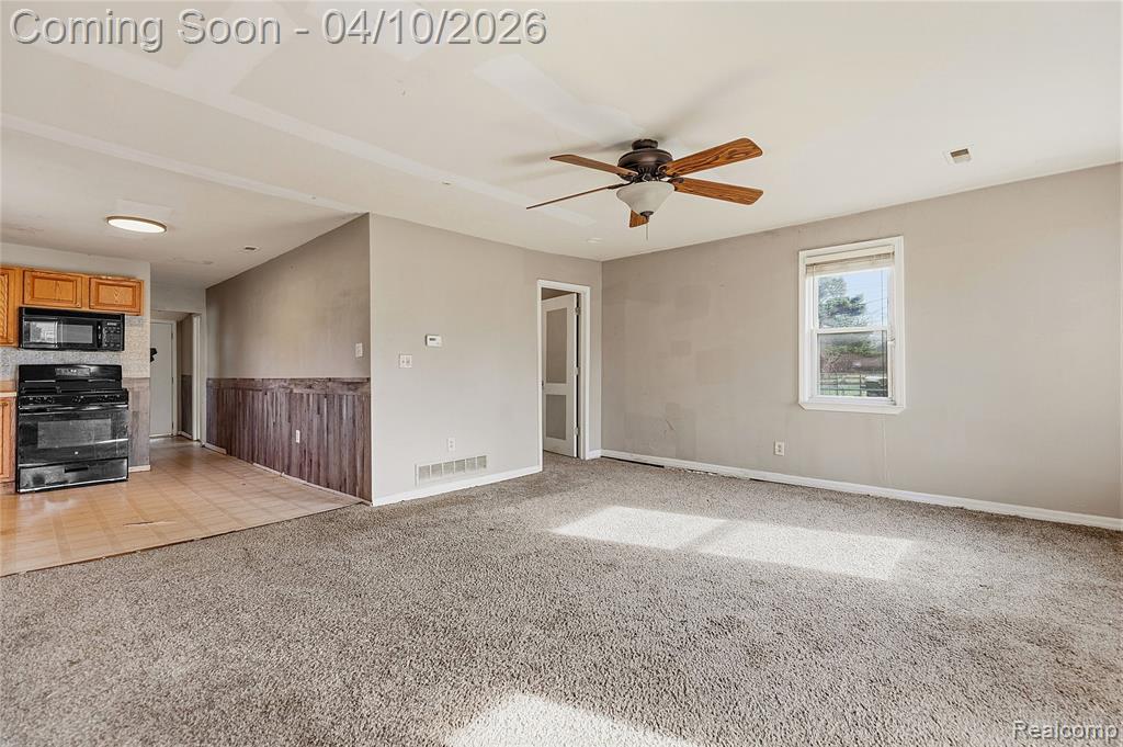 33524 Duncan, Fraser, MI 48026 — Photo 7