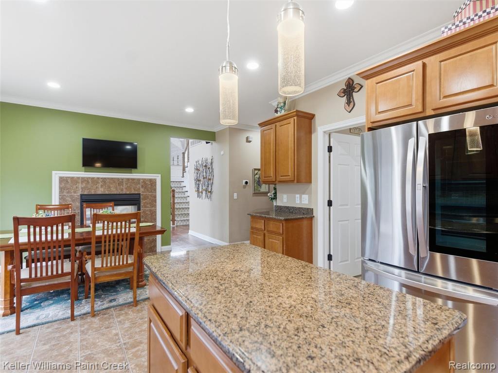 6731 Twickenham, Utica, MI 48317 — Photo 16