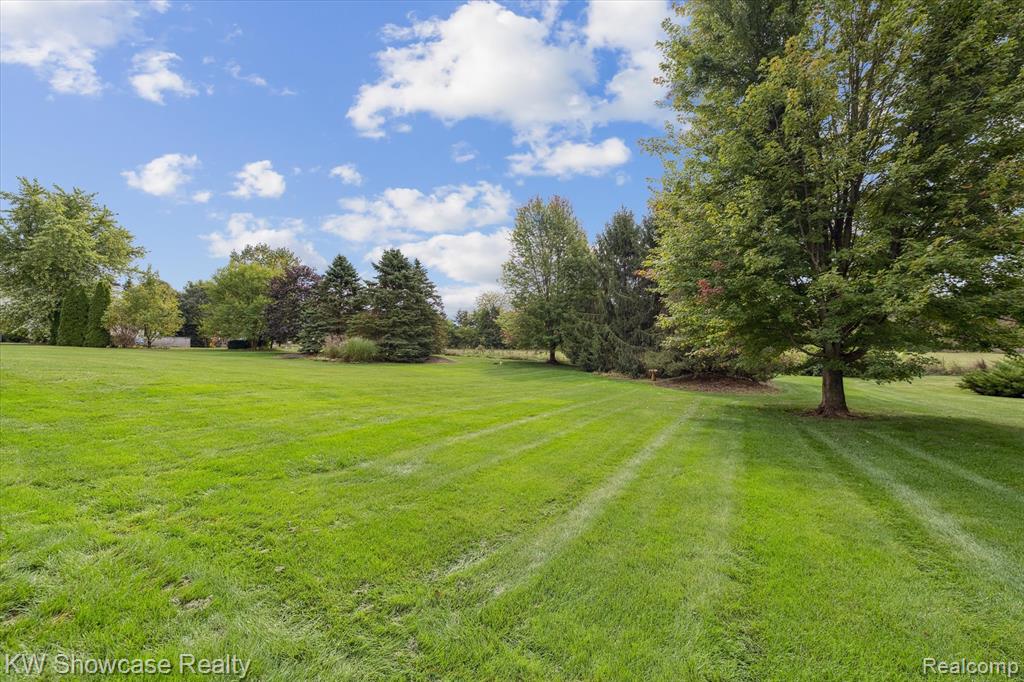 1147 Longview Lane, Saline, MI 48176 — Photo 57