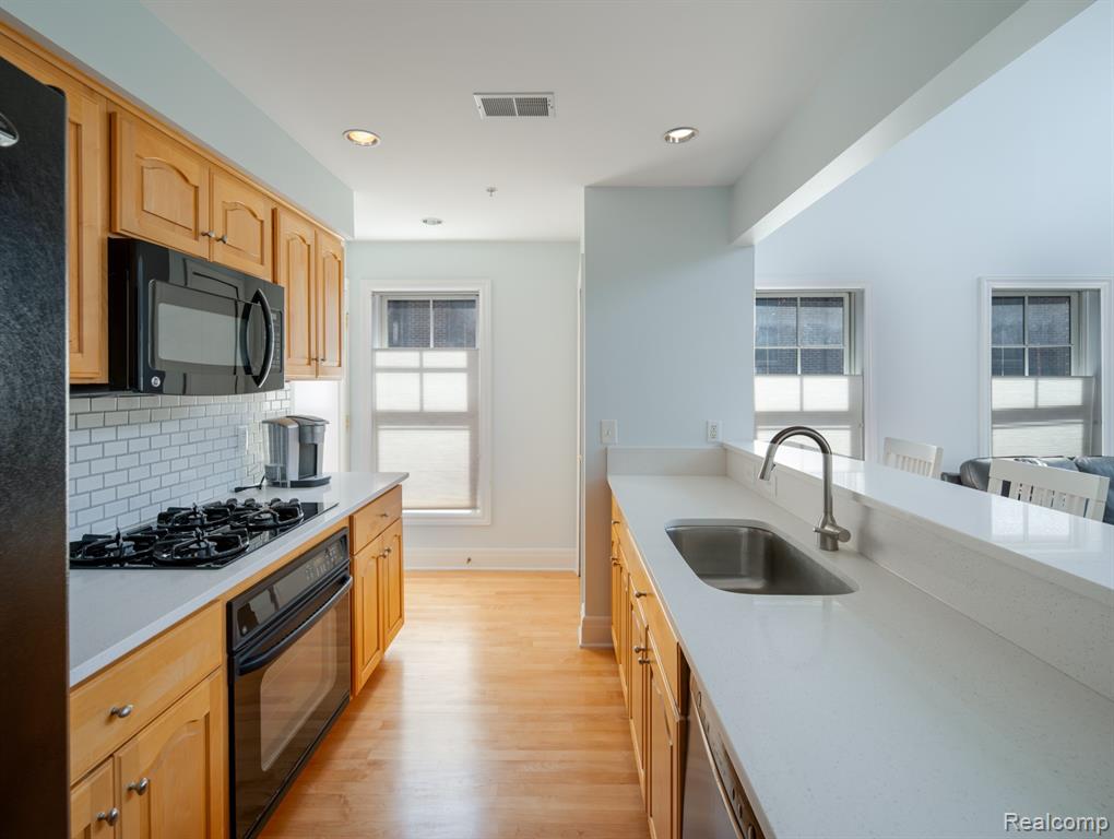 164 Ashley Mews Drive, 47, Ann Arbor, MI 48104 — Photo 6