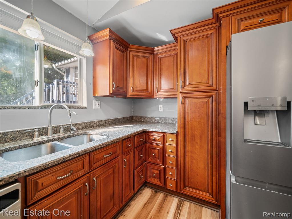 9425 Galatian Drive, Whitmore Lake, MI 48189 — Photo 7