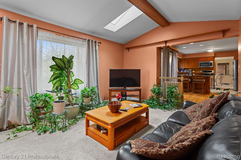 7594 Woodside Place, Waterford, MI 48327 — Photo 22