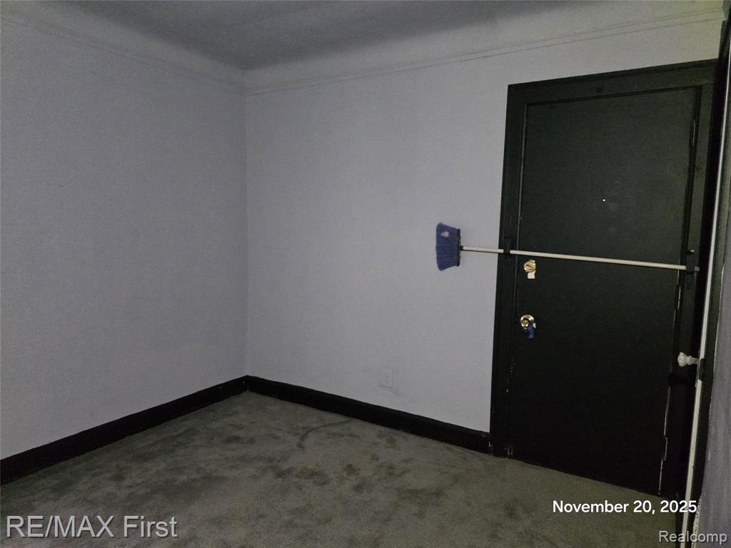 9379 Manor Street, Detroit, MI 48204 — Photo 6