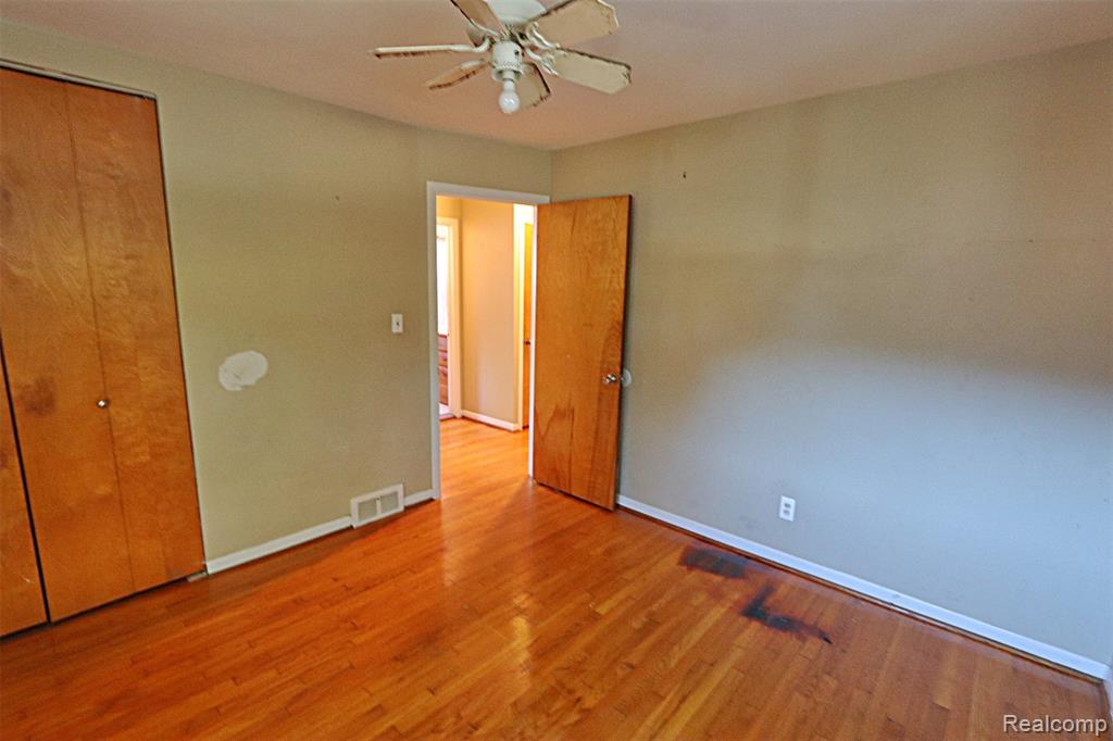 9010 LEVERNE Street, Redford, MI 48239 — Photo 11