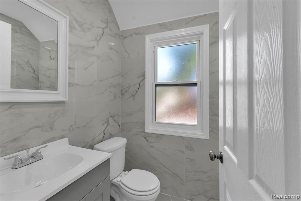 18961 Pennington Drive, Detroit, MI 48221 — Photo 24