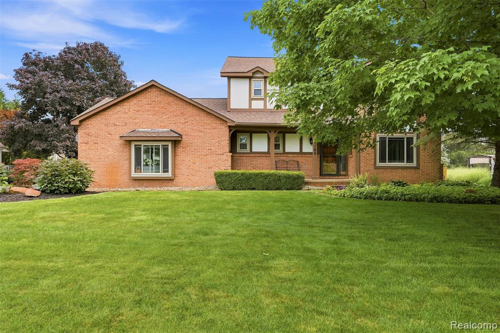 10780 Oxbow Lakeshore Drive, White Lake, MI — Photo 3