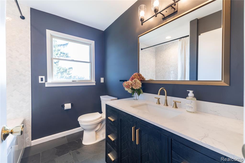 27627 Elba Drive, Grosse Ile, MI 48138 — Photo 23
