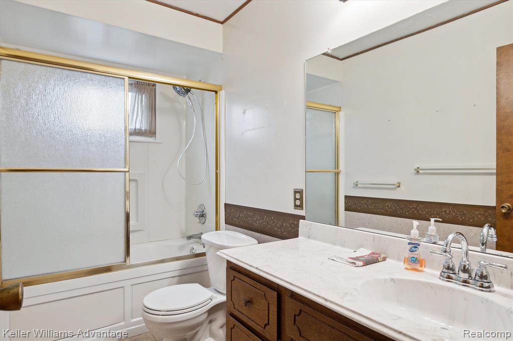 4942 HARDING Street, Dearborn Heights, MI 48125 — Photo 19