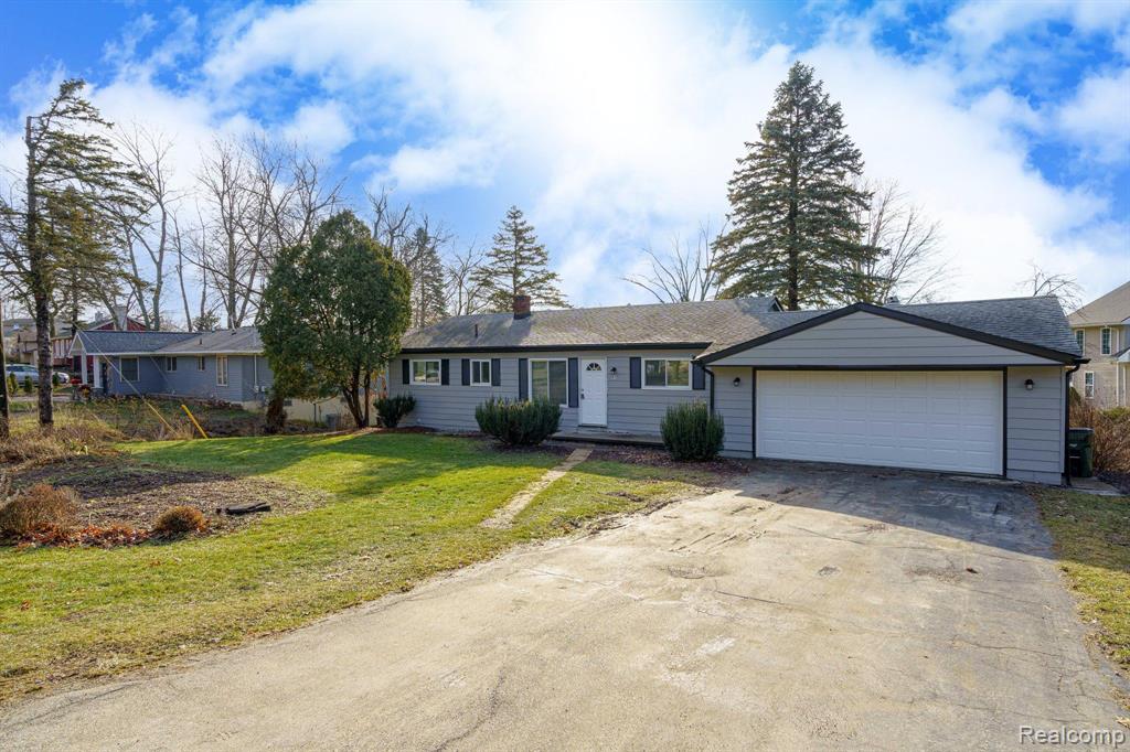 411 BUNNY RUN Boulevard, Lake Orion, MI 48362 — Photo 30