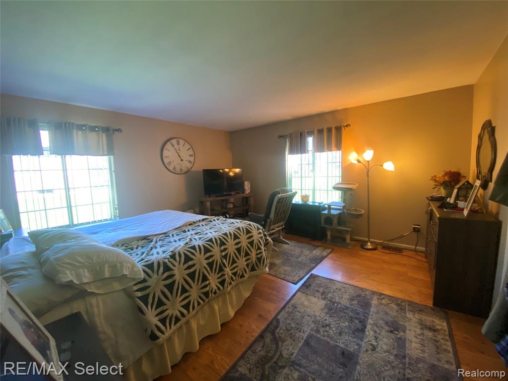 5057 Sandalwood Drive, Grand Blanc, MI 48439 — Photo 17
