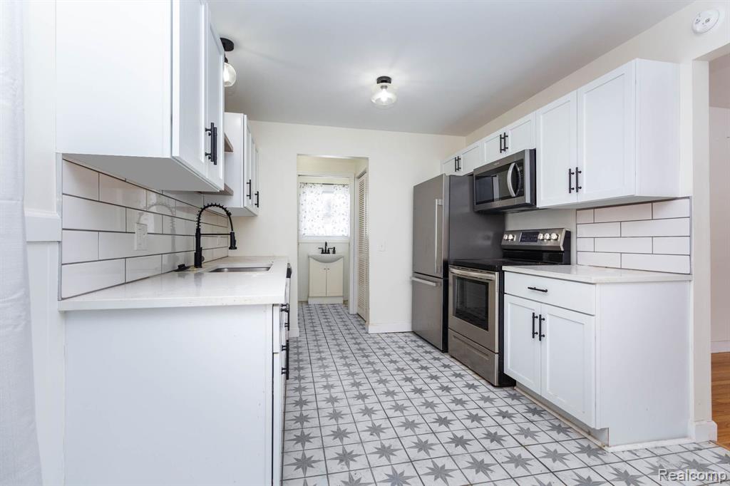 5194 Heath Avenue, Clarkston, MI — Photo 5