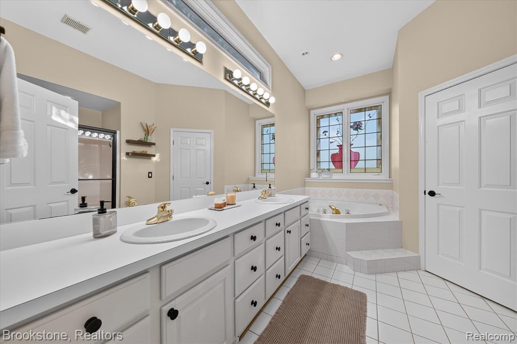 6730 Longhurst Drive, Clarkston, MI — Photo 13