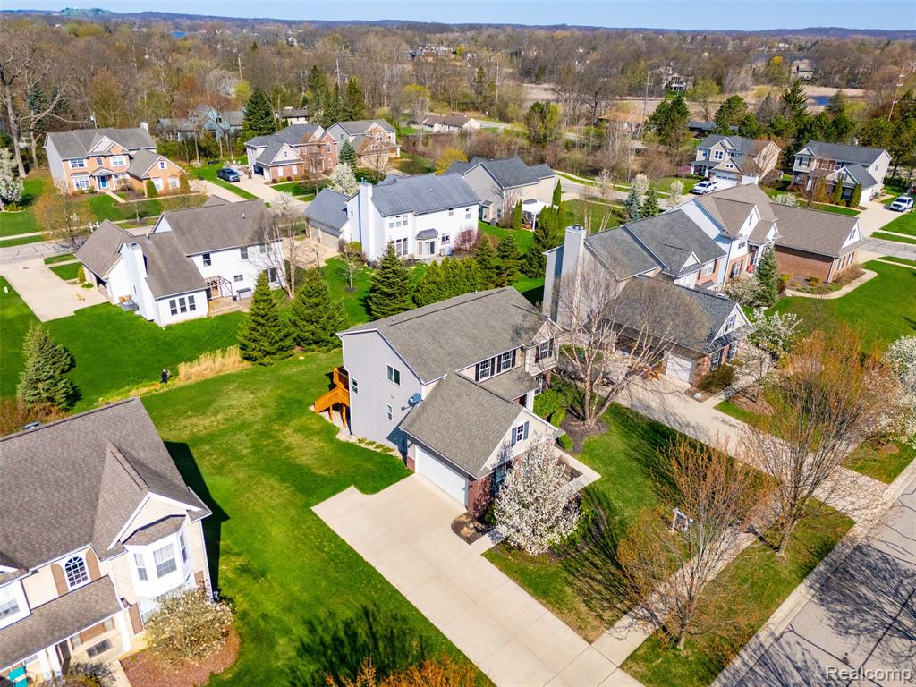 58 Blackberry Drive, White Lake, MI — Photo 4
