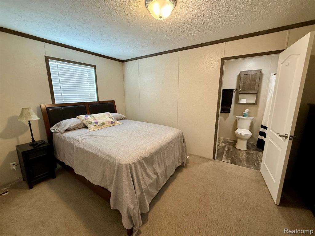 186 Oak Ave, Highland, MI — Photo 12