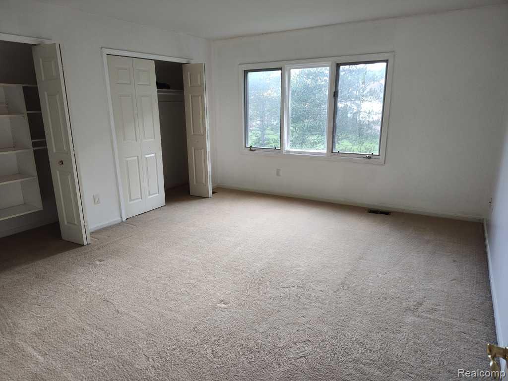 1339 Pond Bluff Way, Brighton, MI 48114 — Photo 33