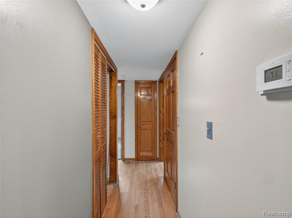 43801 Burtrig Road, Van Buren, MI 48111 — Photo 21