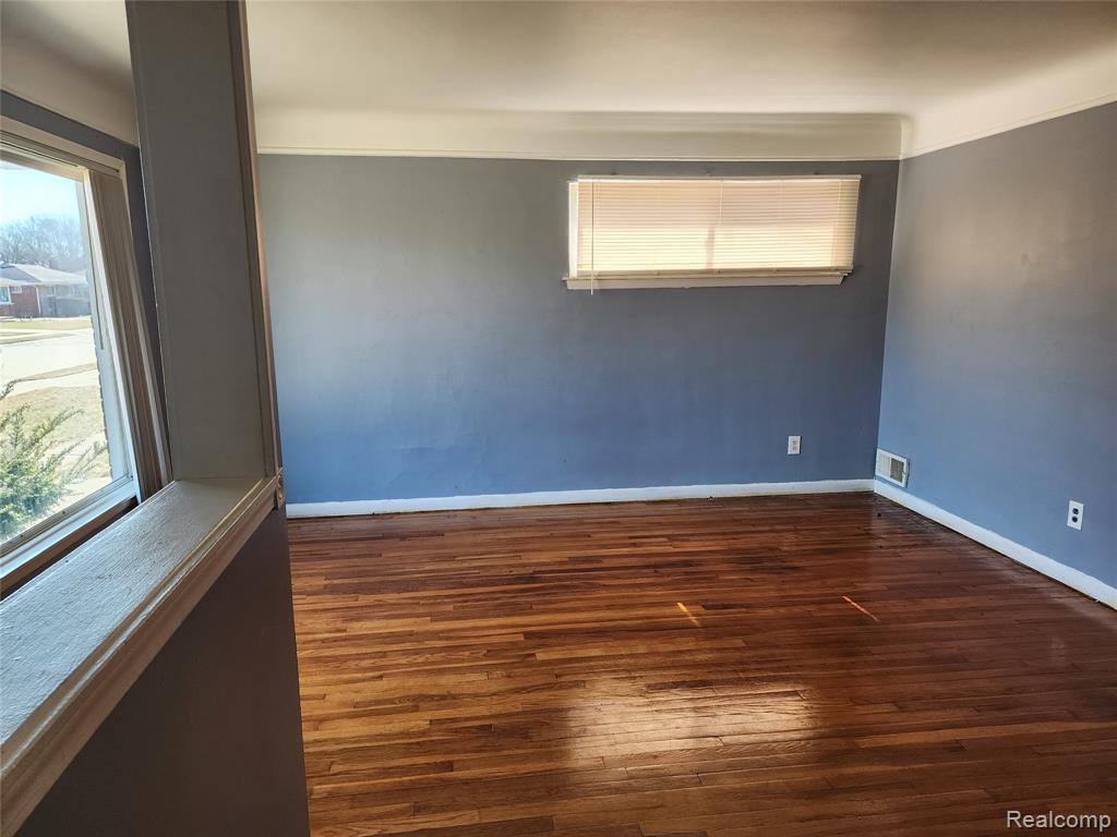 24643 Rosalind, Eastpointe, MI 48021 — Photo 6