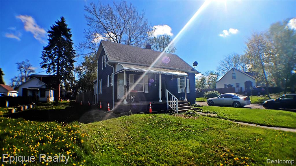 949 Boston Unit A Avenue, Waterford, MI 48328 — front exterior