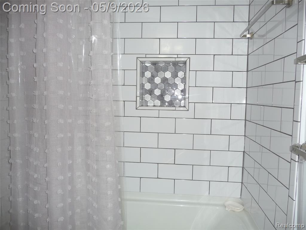 17360 Westmoreland Road, Detroit, MI 48219 — Photo 30