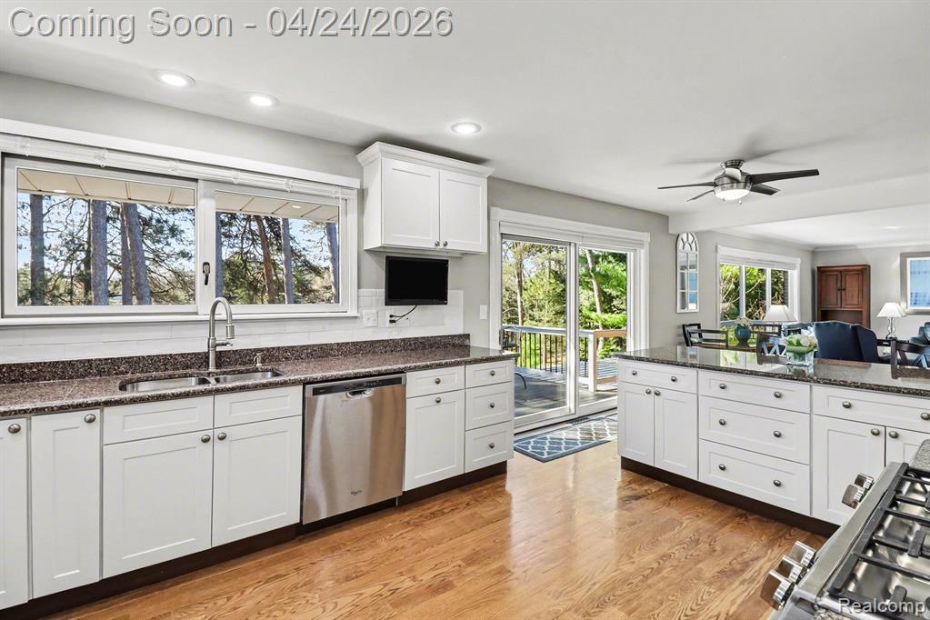 1085 Abseguami Trail, Lake Orion, MI 48362 — Photo 13