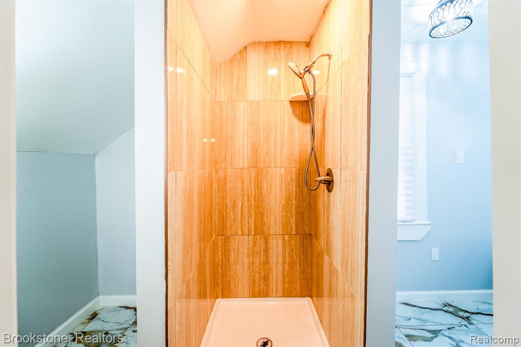 17228 Stout Street, Detroit, MI 48219 — Photo 31