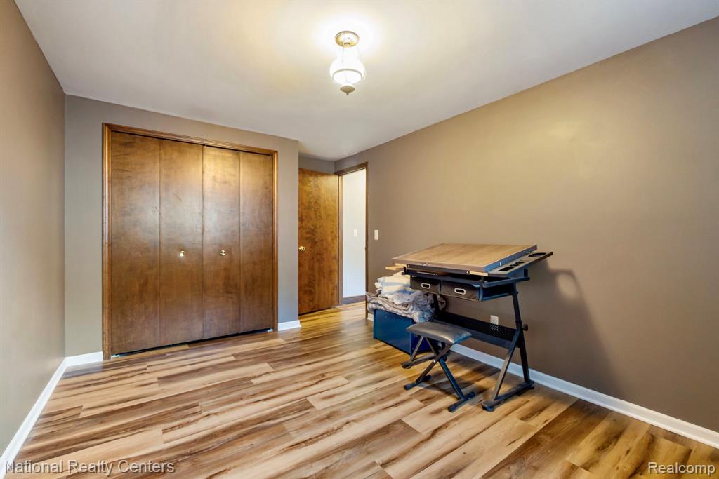 5785 Patterson Drive, Troy, MI 48085 — Photo 35