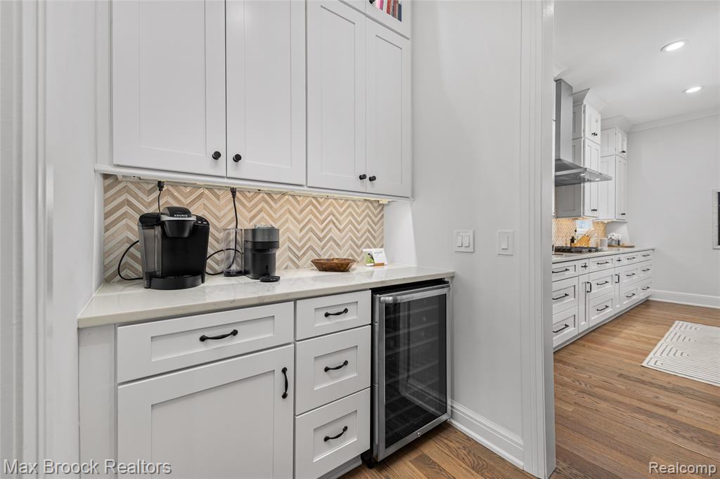 955 S BATES Street, Birmingham, MI 48009 — Photo 9