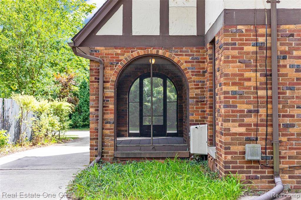 8032 Huntington Road, Huntington Woods, MI — Photo 33