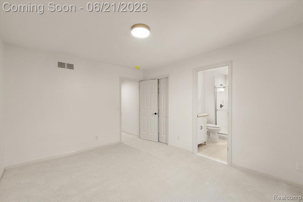 6403 W Oaks Drive, West Bloomfield, MI 48324 — Photo 62