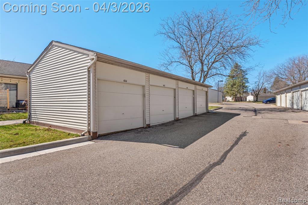 422 Water Tower Circle, Brighton, MI 48116 — Photo 18