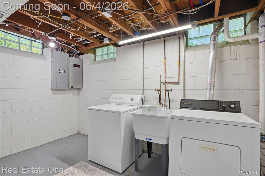 448 Allard Avenue, Grosse Pointe, MI 48236 — Photo 33