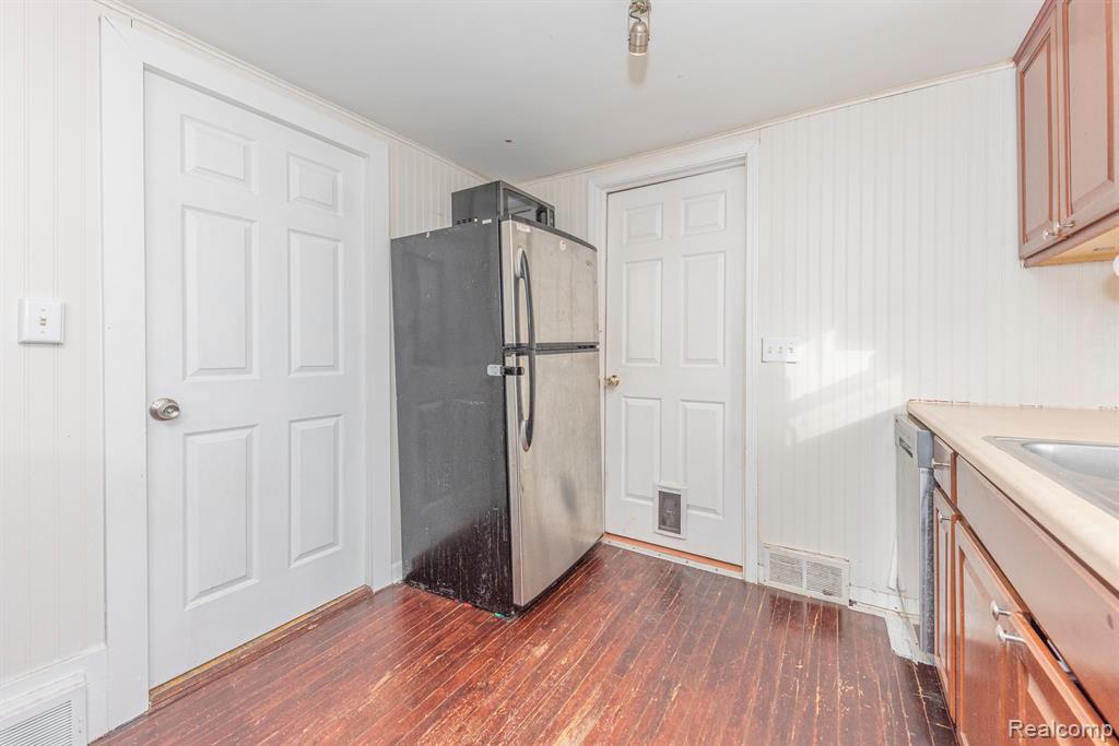 403 Fenwick Street, Holly, MI 48442 — Photo 10