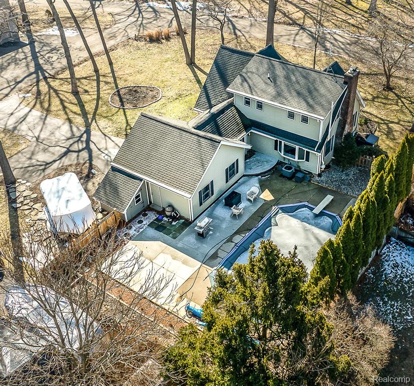 11834 Eriksen Drive, Pinckney, MI 48169 — Photo 31