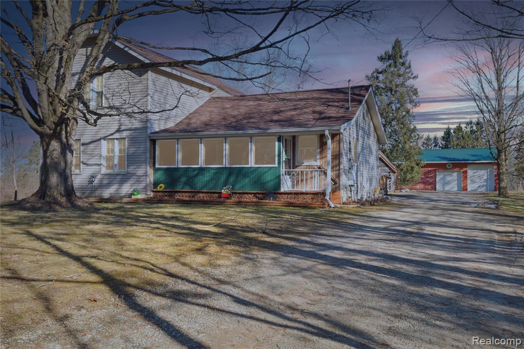 7163 Burpee Road, Grand Blanc, MI 48439 — Photo 3