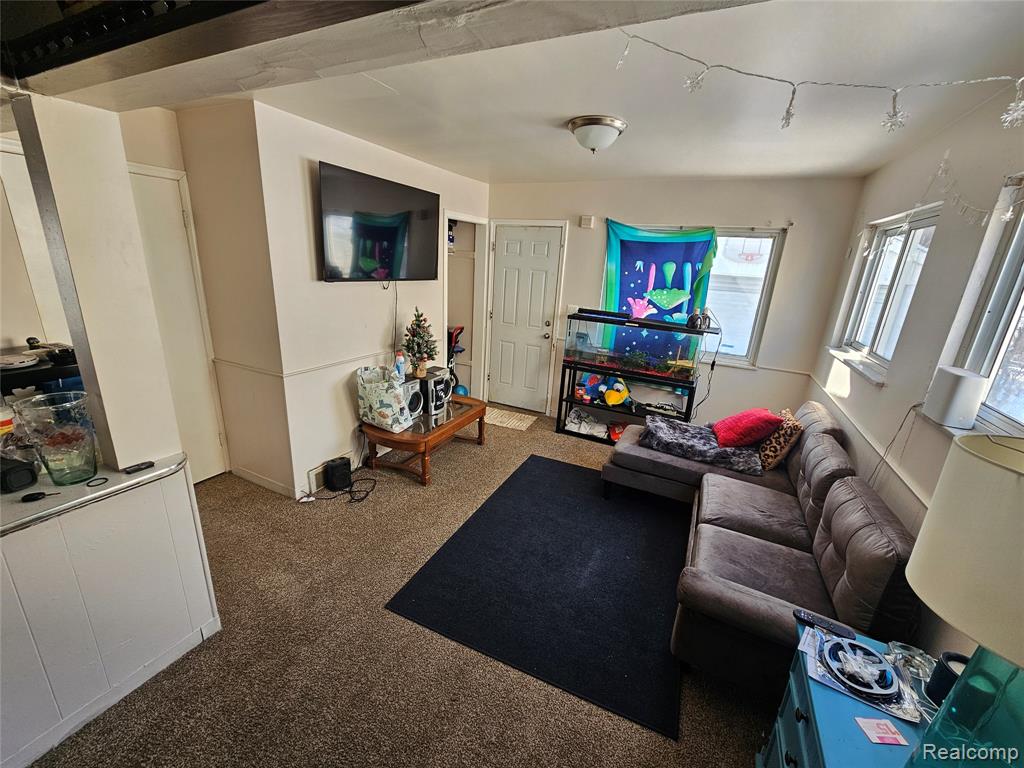 20644 McCormick Street, Detroit, MI 48224 — Photo 11