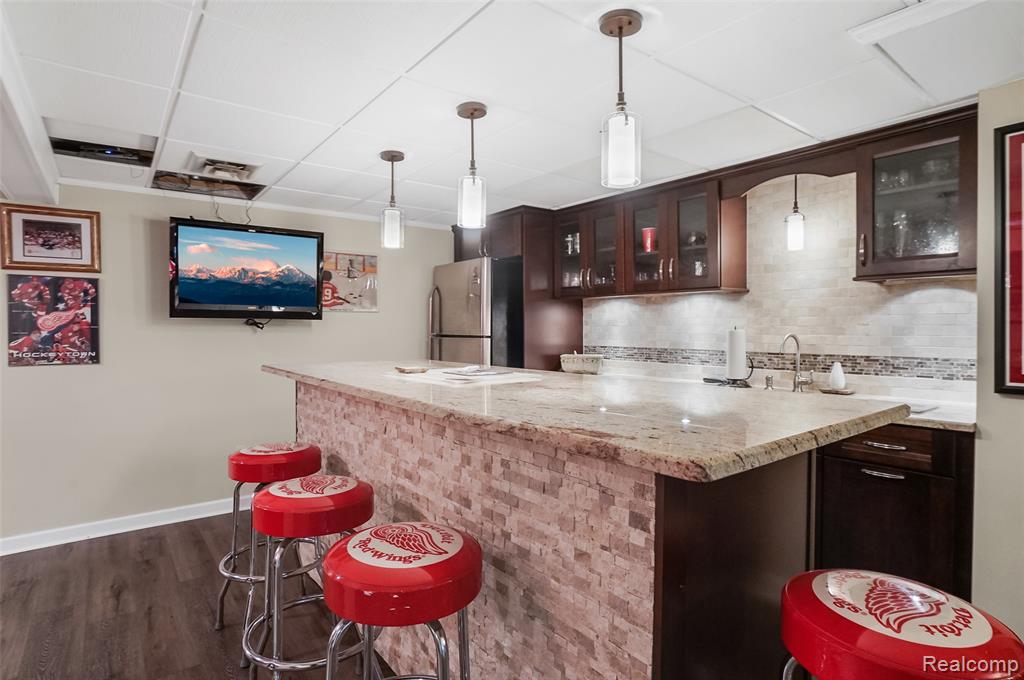 5693 Hunters Gate Drive, Troy, MI 48098 — Photo 40