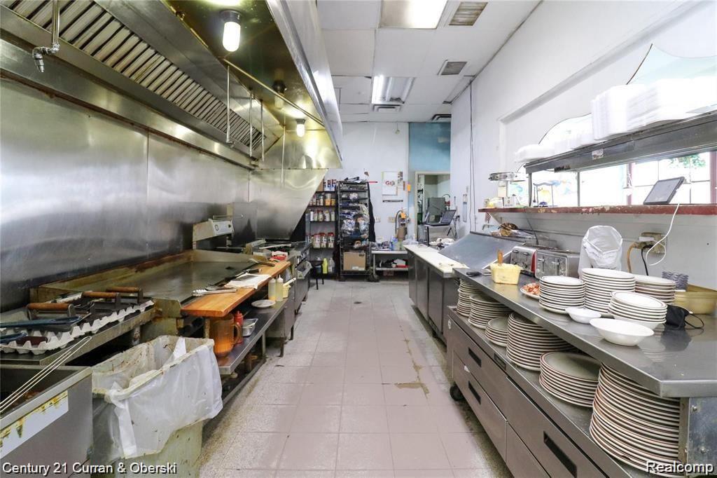 2563 ELLSWORTH Rd, Ypsilanti, MI 48197 — Photo 9