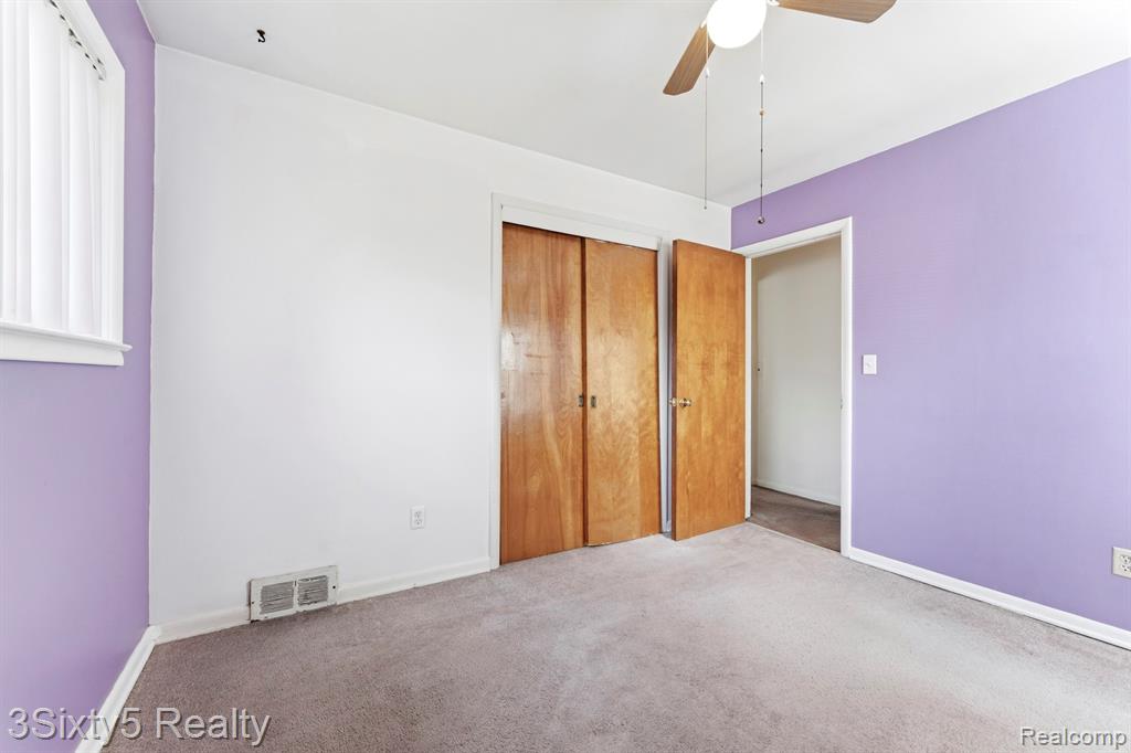 460 Manatee Avenue, Hazel Park, MI 48030 — Photo 8