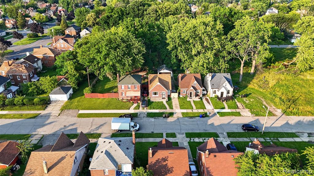 5566 Lakepointe Street, Detroit, MI 48224 — Photo 38