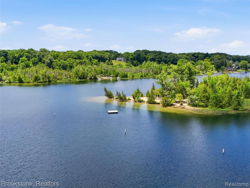 7450 Deerhill Drive, Clarkston, MI — Photo 53