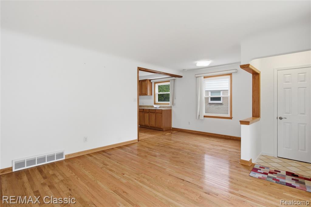 1829 Alard Avenue, Lincoln Park, MI 48146 — Photo 9